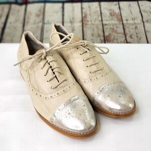Regarde Le Ciel Low Heel Lace Up Metallic Oxford Shoe